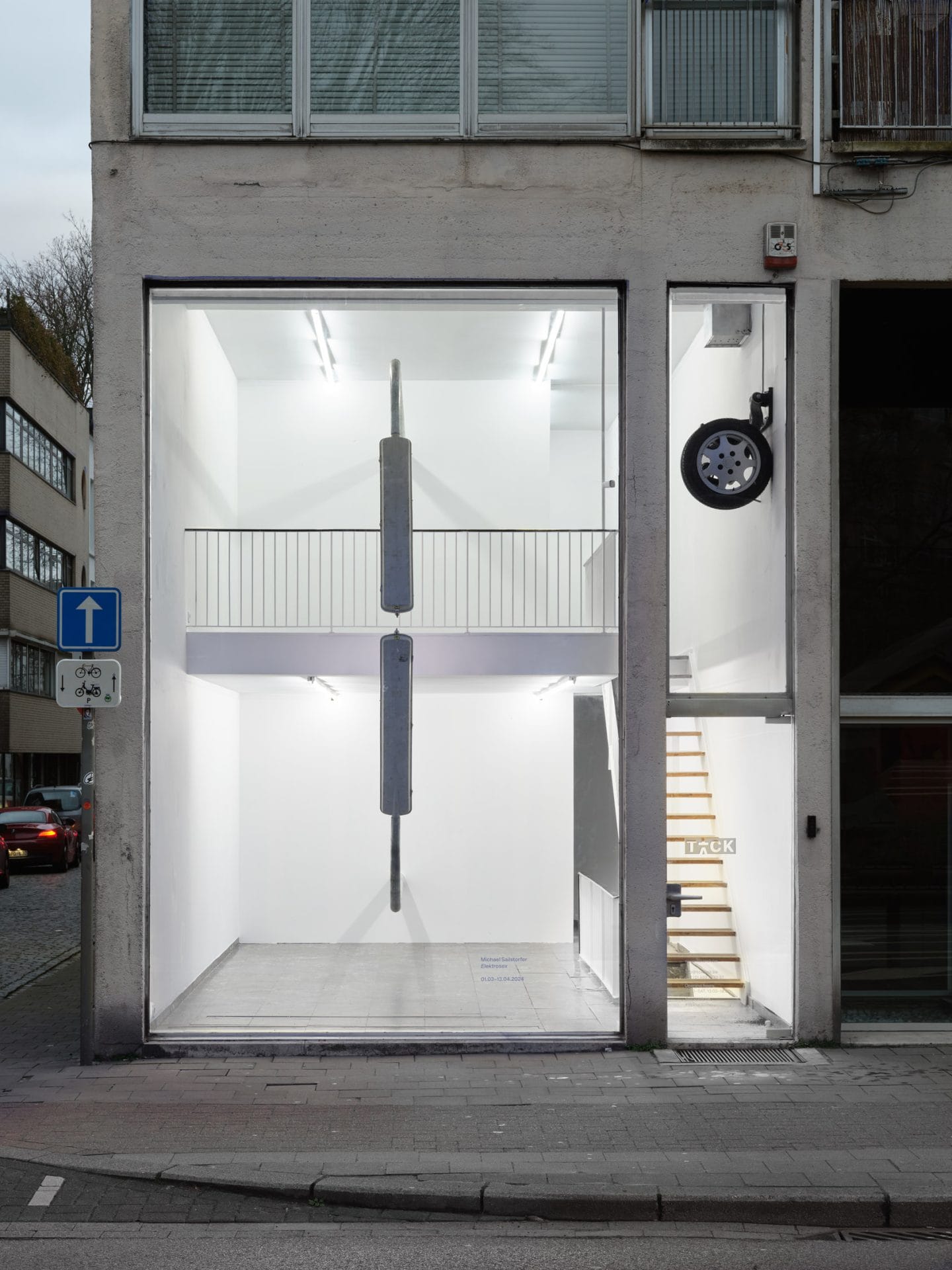 Michael Sailstorfer, Tick Tack